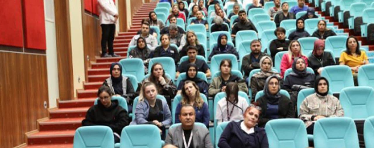 Fırat Üniversitesi Hastanesi'nde Dünya Artrit Günü Etkinliği Düzenlendi