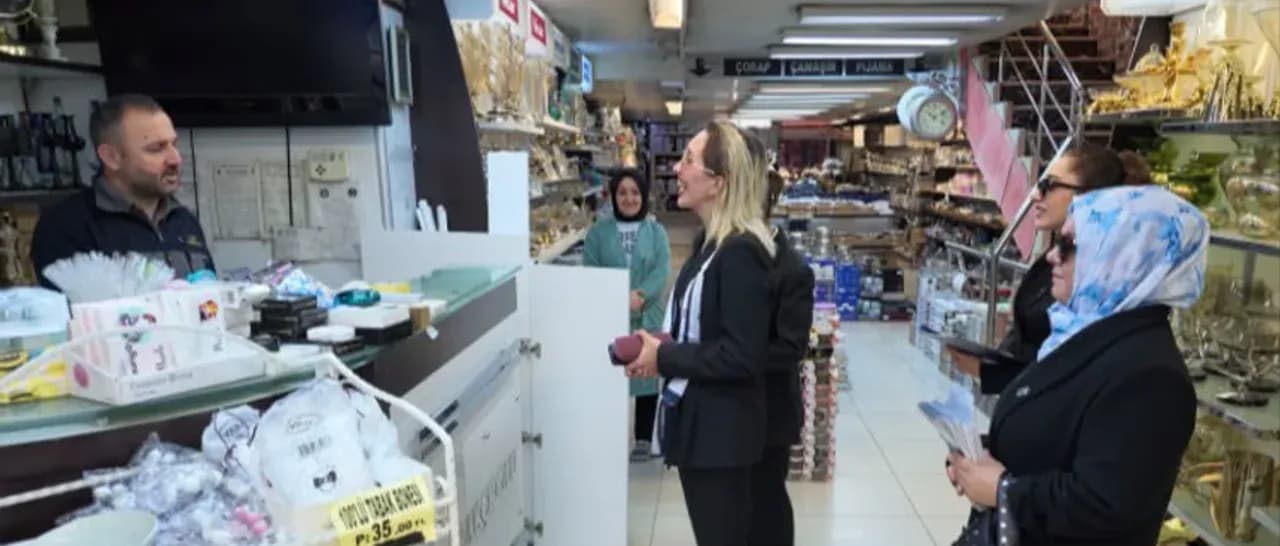 Anahtar Parti Elazığ Kadın Kolları'ndan Esnaf Ziyareti ve Kahvaltı Organizasyonu