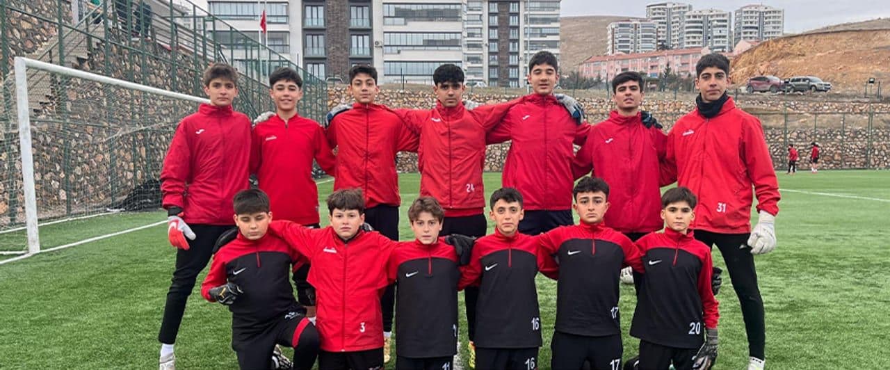 Elazığspor'da Genç Kaleciler Geleceğe Hazırlanıyor