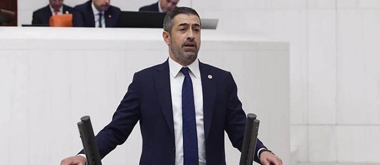 Semih Işıkver'den Tarihi PTT Binası İçin TBMM'ye Soru Önergesi