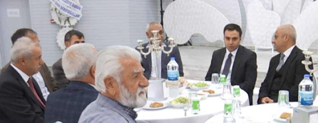Elazığ'da Muhtarlar Günü Yemek Programıyla Kutlandı