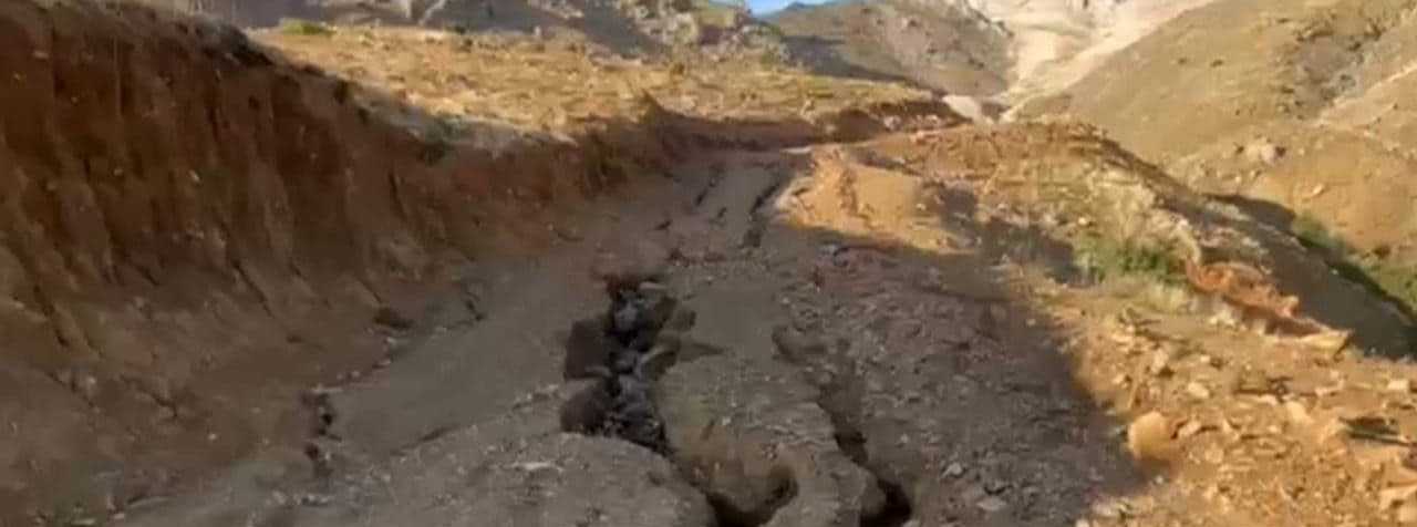 Elazığ'da Şiddetli Yağışlar Yayla Yoluna Zarar Verdi