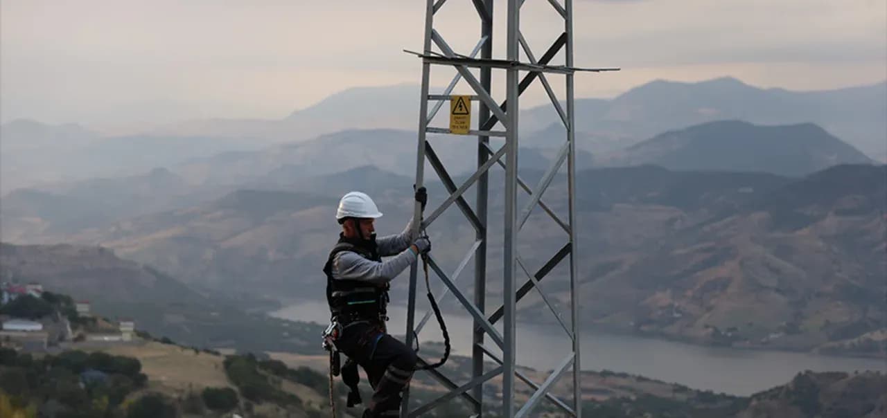 Fırat EDAŞ'tan Elazığ'ın Enerji Altyapısına 6,6 Milyar TL'lik Dev Yatırım