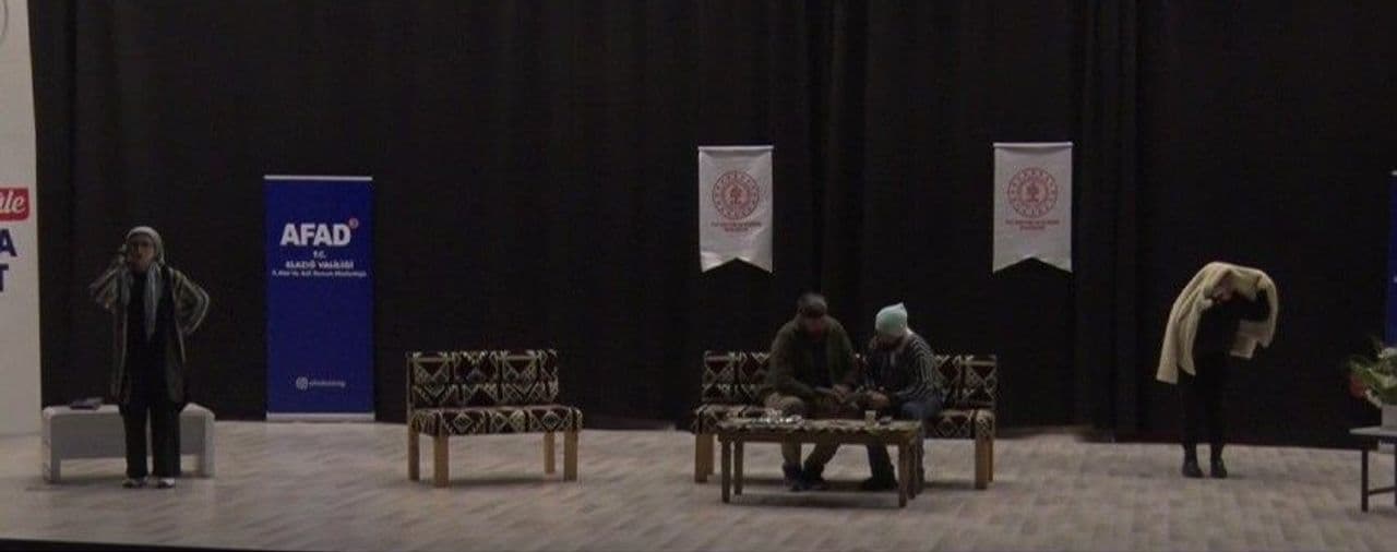 Elazığ'da Afet Yönetimi ve Arama Kurtarma Paneli Düzenlendi