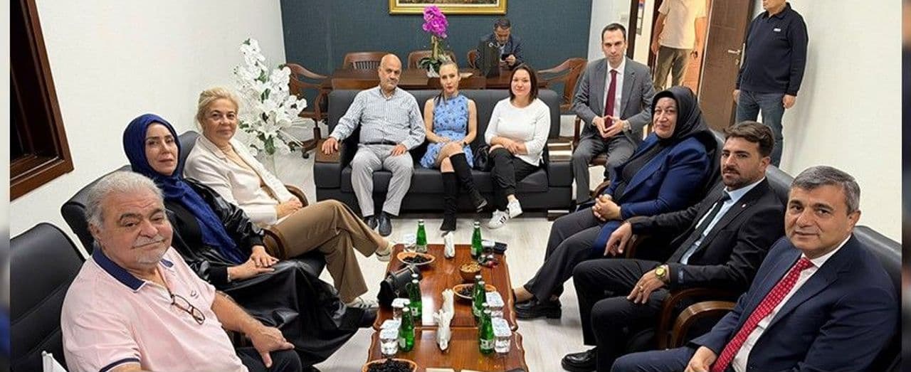 Ahmet Özal ve Heyeti Medya Grubuna Ziyarette Bulundu