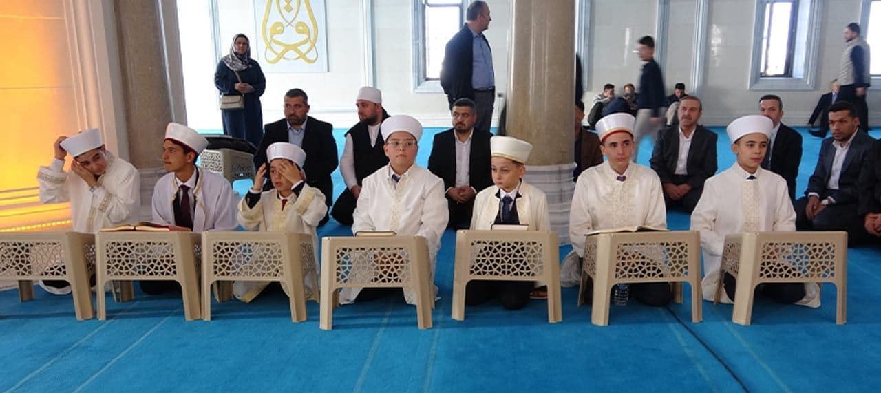Kur'an-ı Kerim'i Yüzünden Güzel Okuma Yarışması'nın Türkiye Finali Trabzon'da Gerçekleşti