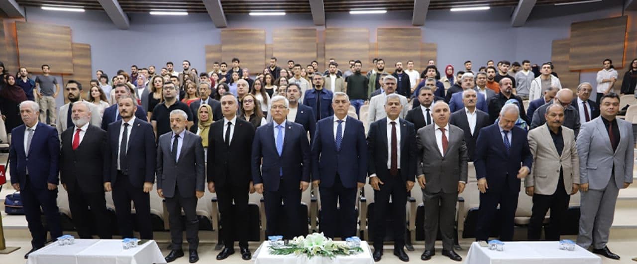 Türkiye'de Veteriner Hekimlik Eğitiminin 184. Yılı Kutlandı