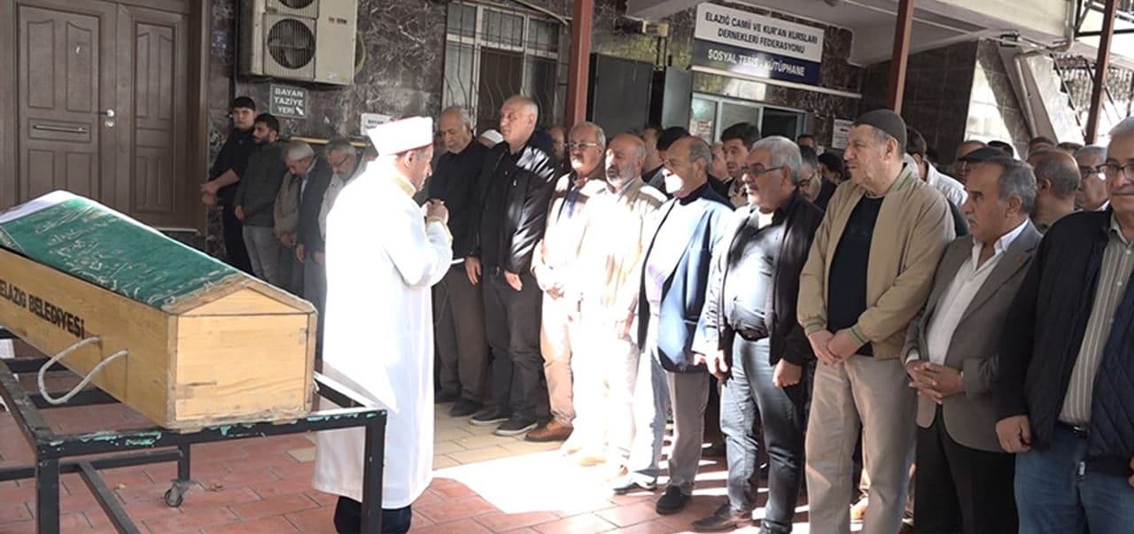 Hasan Ağaoğlu'nun Annesi Taciye Ağaoğlu Vefat Etti