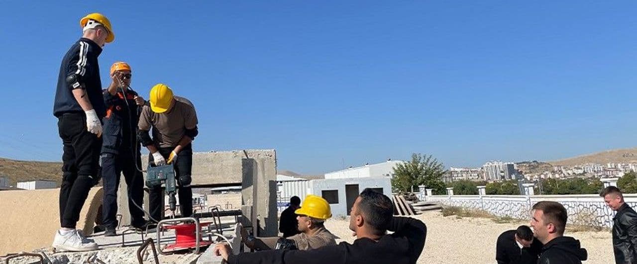 Jandarma Personeline AFAD'dan Enkazda Arama Kurtarma Eğitimi