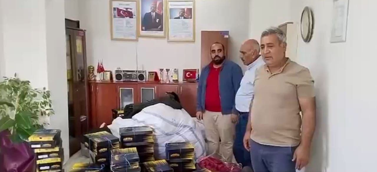 Mollakendi'deki Öğrencilere Hayırseverden Büyük Destek