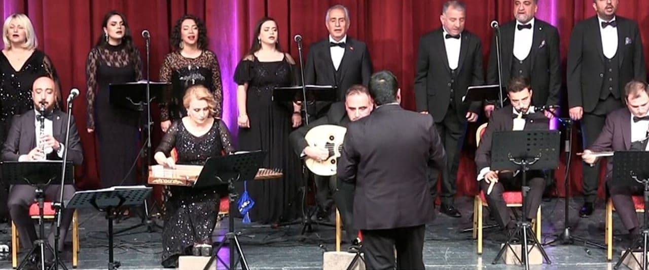 Elazığ'da Sonbaharın Ruhu 'Hazan Şarkıları' Konseriyle Yankılandı