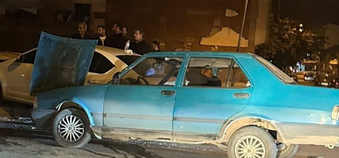 Elazığ'da İki Otomobil Çarpıştı: 1 Kişi Yaralandı