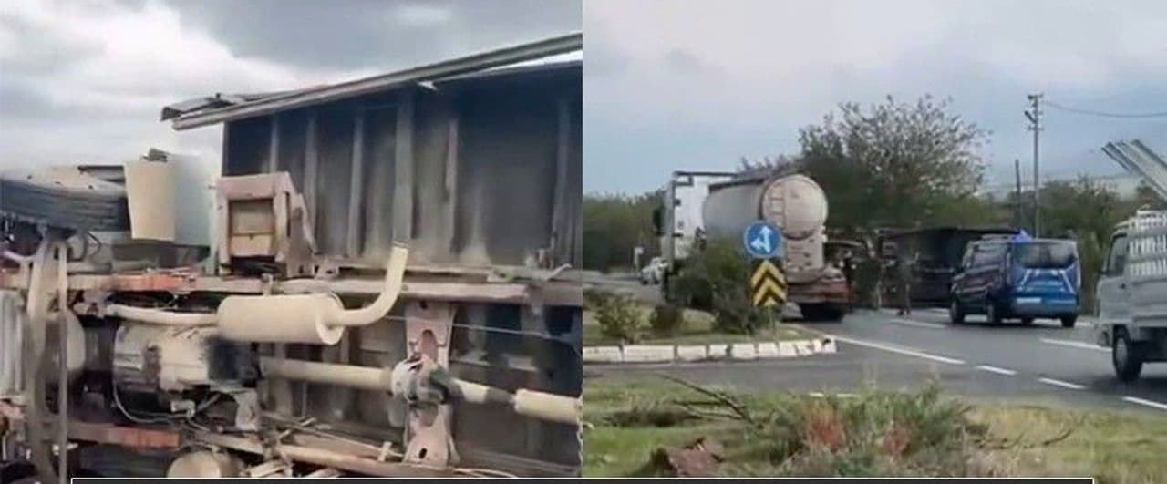 Elazığ-Bingöl Karayolunda Kamyon Devrildi: 3 Kişi Yaralandı