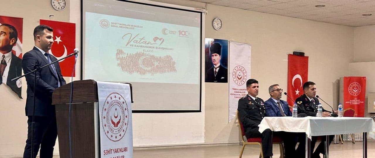Elazığ'da Gençler Vatan Kahramanlarıyla Buluştu
