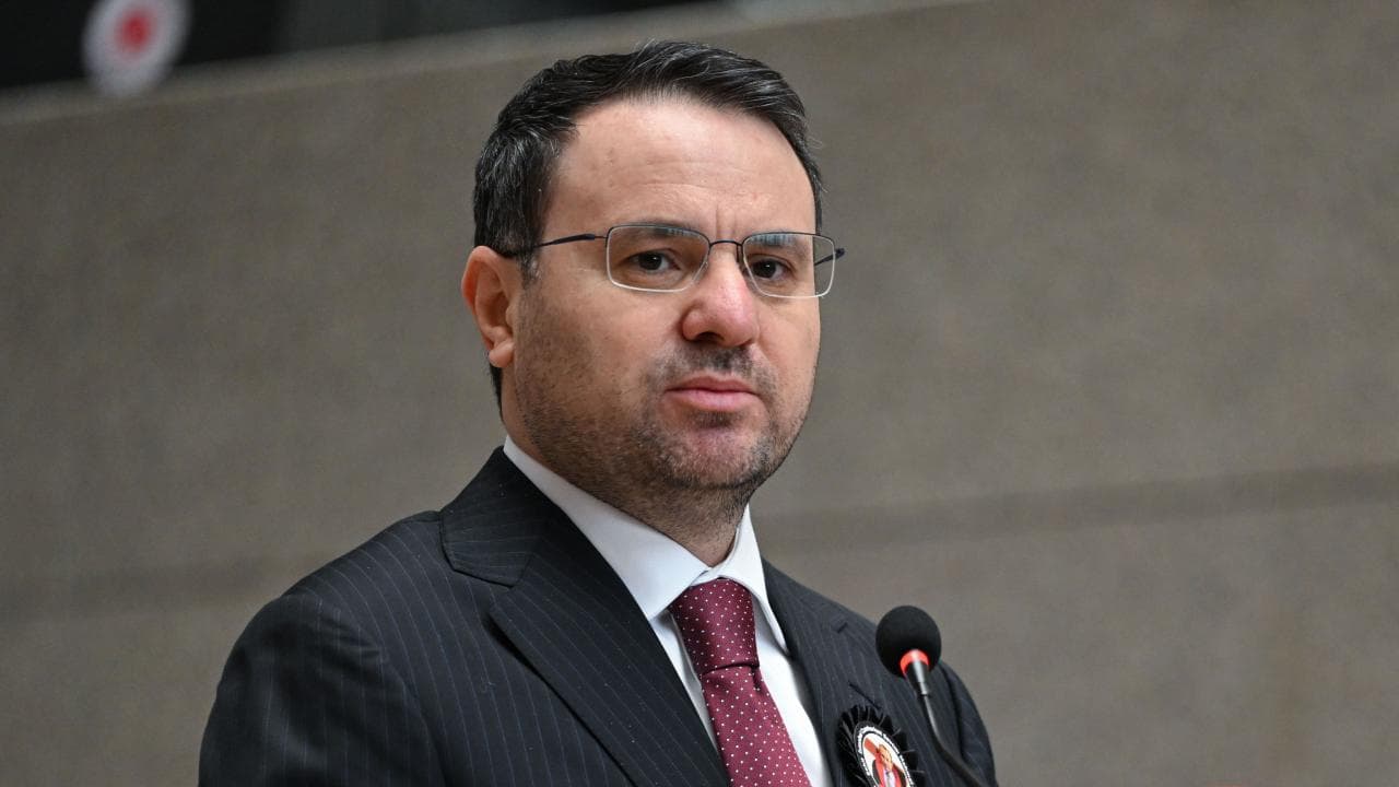 Adalet Bakanı Gürlek'ten Ahmet Şık'a suç duyurusu ve tazminat davası