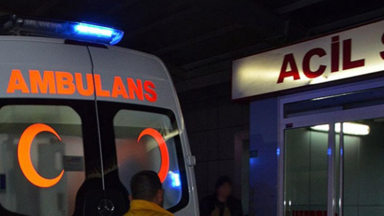 Düzce'de Fabrikada Yemekten Zehirlenen 25 İşçi Hastaneye Kaldırıldı