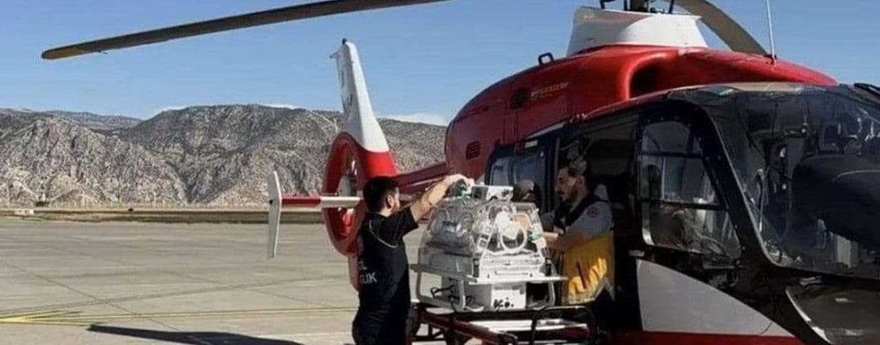 Silopi'de Kritik Durumdaki Bebek Hava Ambulansıyla Elazığ'a Sevk Edildi