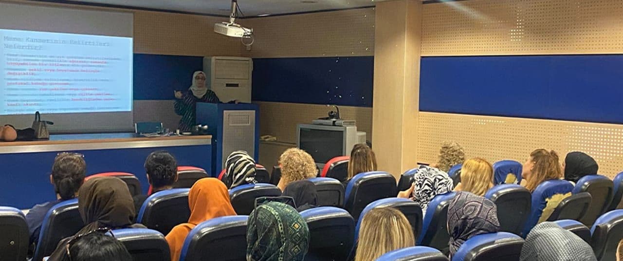 Elazığ'da Meme Kanseriyle Mücadele İçin Farkındalık Eğitimleri Düzenlendi