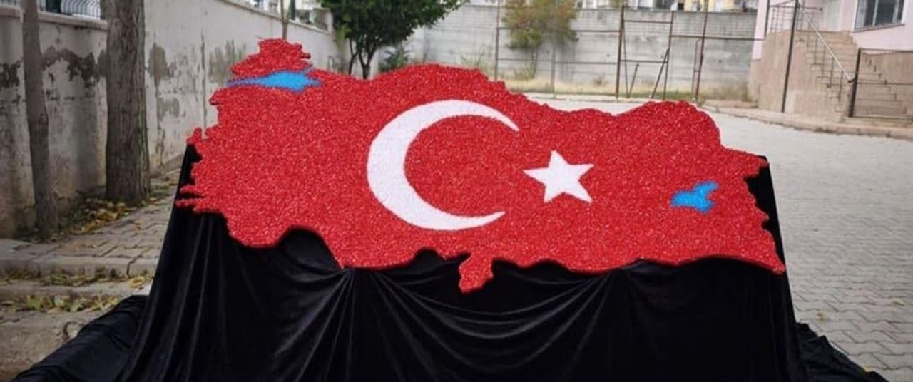 Gazi Kamil Ayhan Ortaokulu'nda Sanat ve Milli Değerler Buluştu