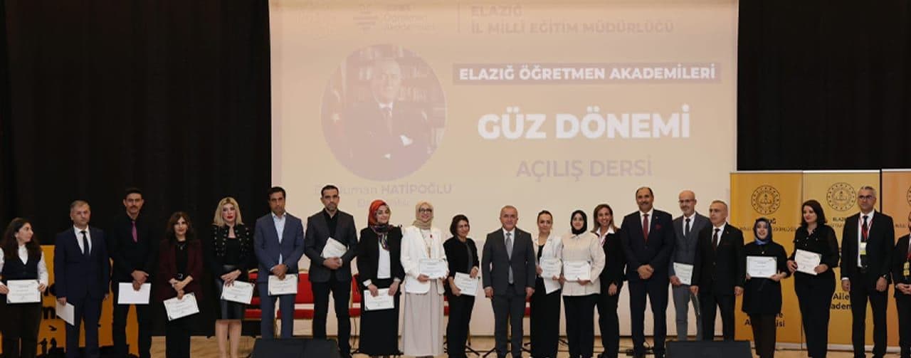 Elazığ Öğretmen Akademileri'nde İlk Zil Vali Hatipoğlu Tarafından Çalındı